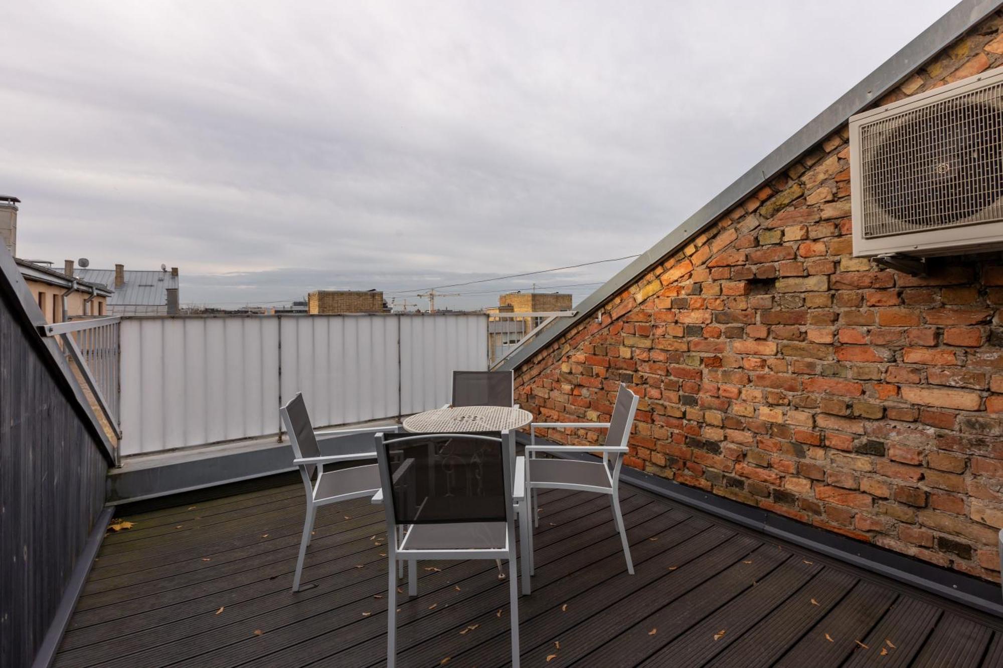 Penthouse Apartment With Terrace Riga Exterior photo