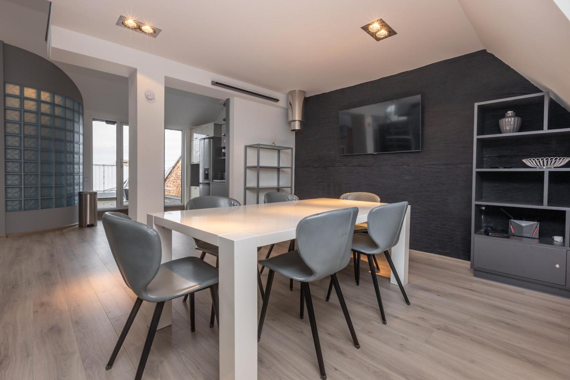 Penthouse Apartment With Terrace Riga Exterior photo